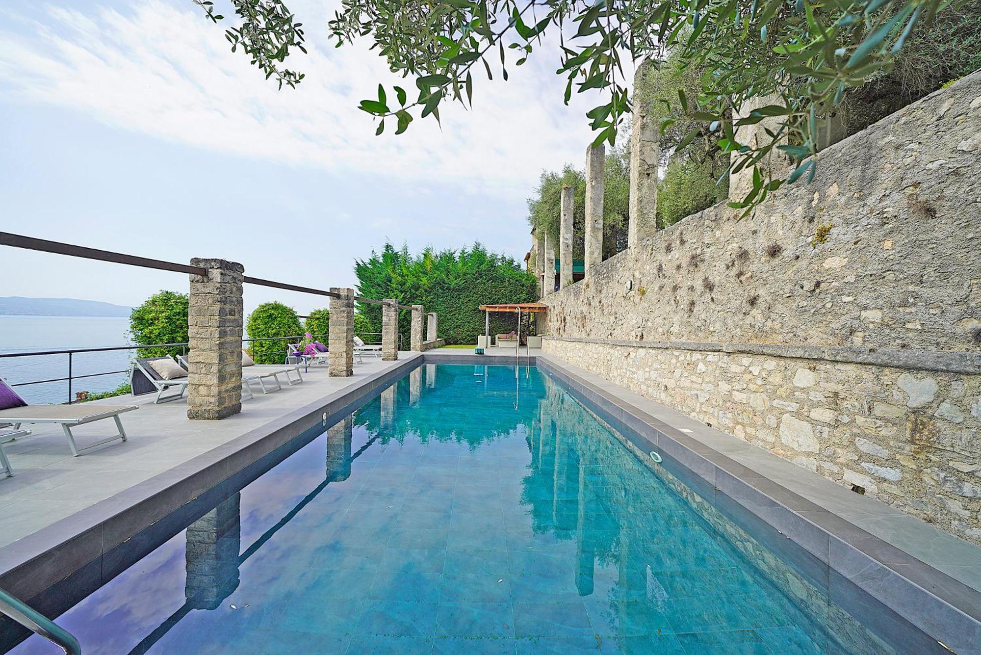Villa Rachele: Stunning Luxury Villa In Centre Gargnano With Private Pool And Breathtaking Views Eksteriør billede